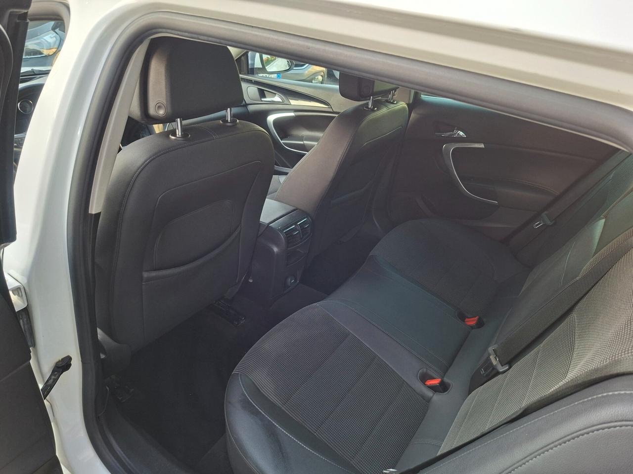 Opel Insignia 1.6 Turbo 180CV Sports Tourer Cosmo