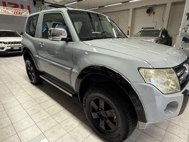 MITSUBISHI Pajero 3.2 DI-D 16V 3p. Intense
