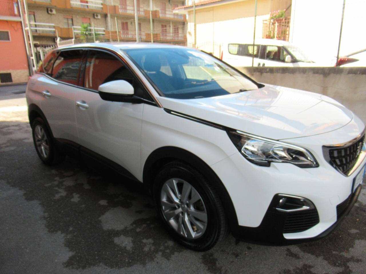 Peugeot 3008 BlueHDi 130 S&S Business