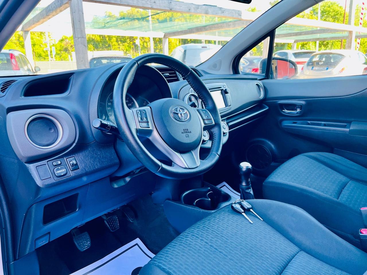 Toyota Yaris 1.0 5 porte