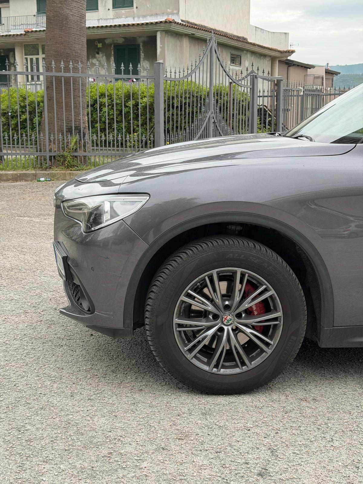 Alfa Romeo Stelvio 2.2 Turbodiesel 210 CV AT8 Q4 Executive