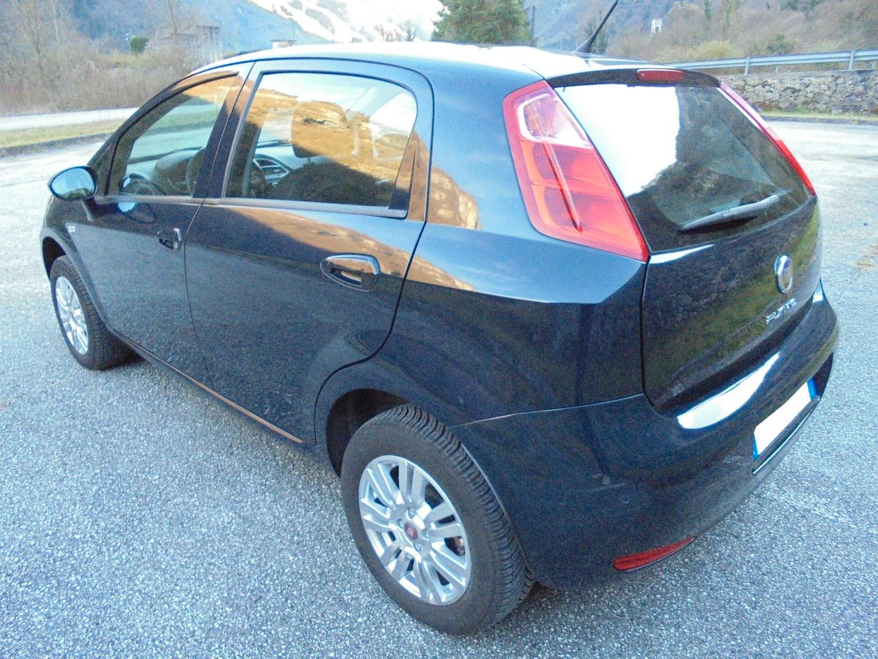 Fiat Punto 1.4 8V 5 porte Natural Power Lounge