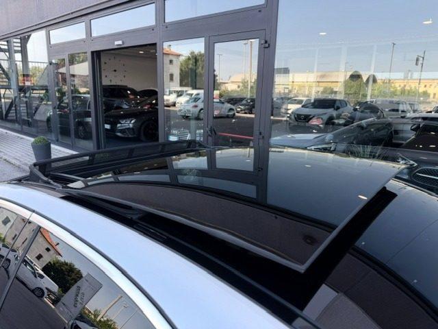MERCEDES-BENZ E 220 d Premium Plus AMG*BERLINA*TETTO APRIBILE