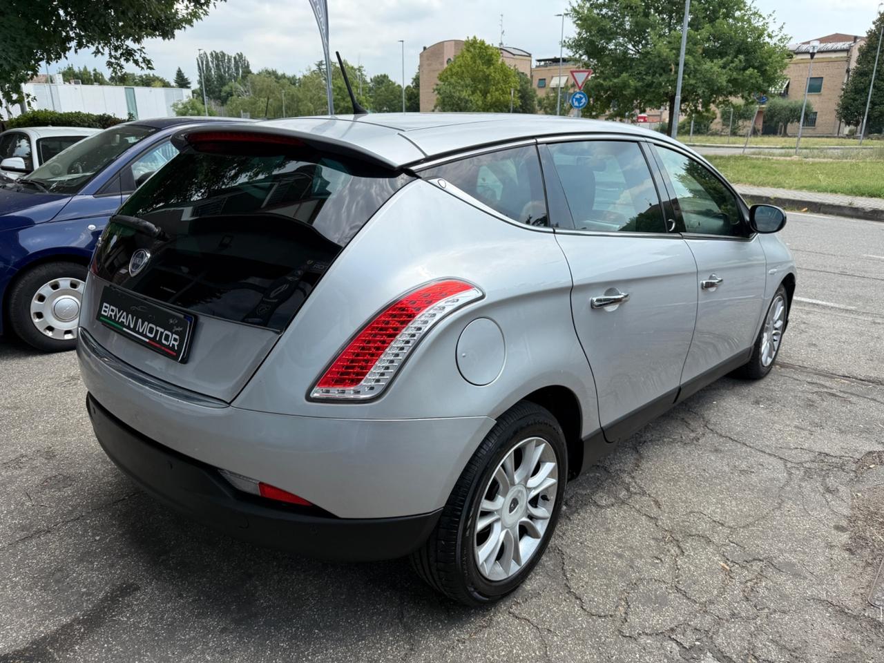 Lancia Delta 1.6 MJT DPF Silver