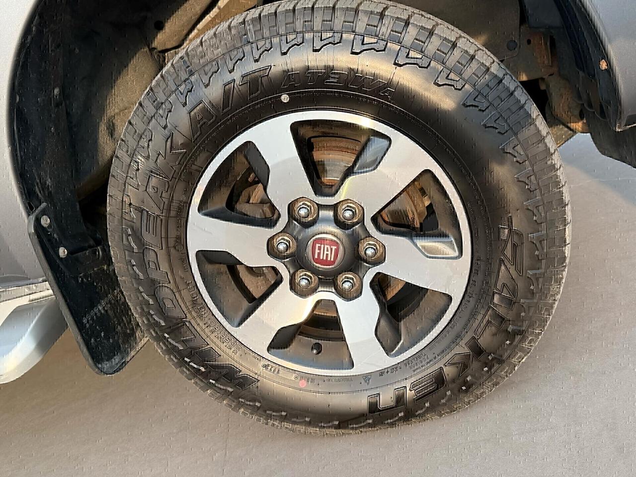 Mitsubishi L200 2.4 DI-D/154CV Club Cab Invite Plus