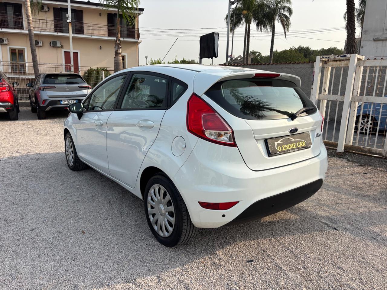FORD FIESTA 1.4 GPL 140.000KM PERFETTA