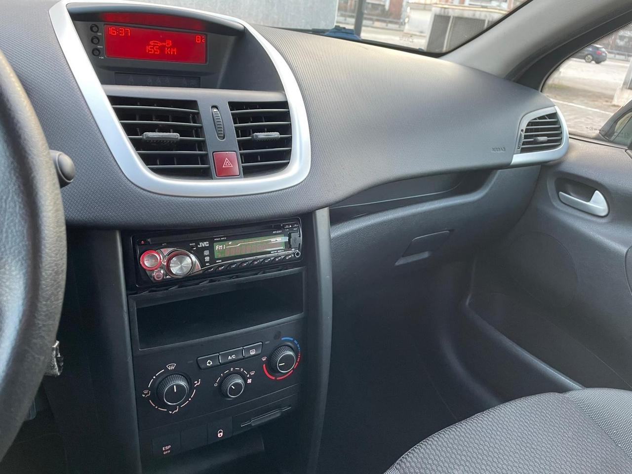 Peugeot 207 1.4 8V 75CV 5p. X Line 12 MESI GARANZIA