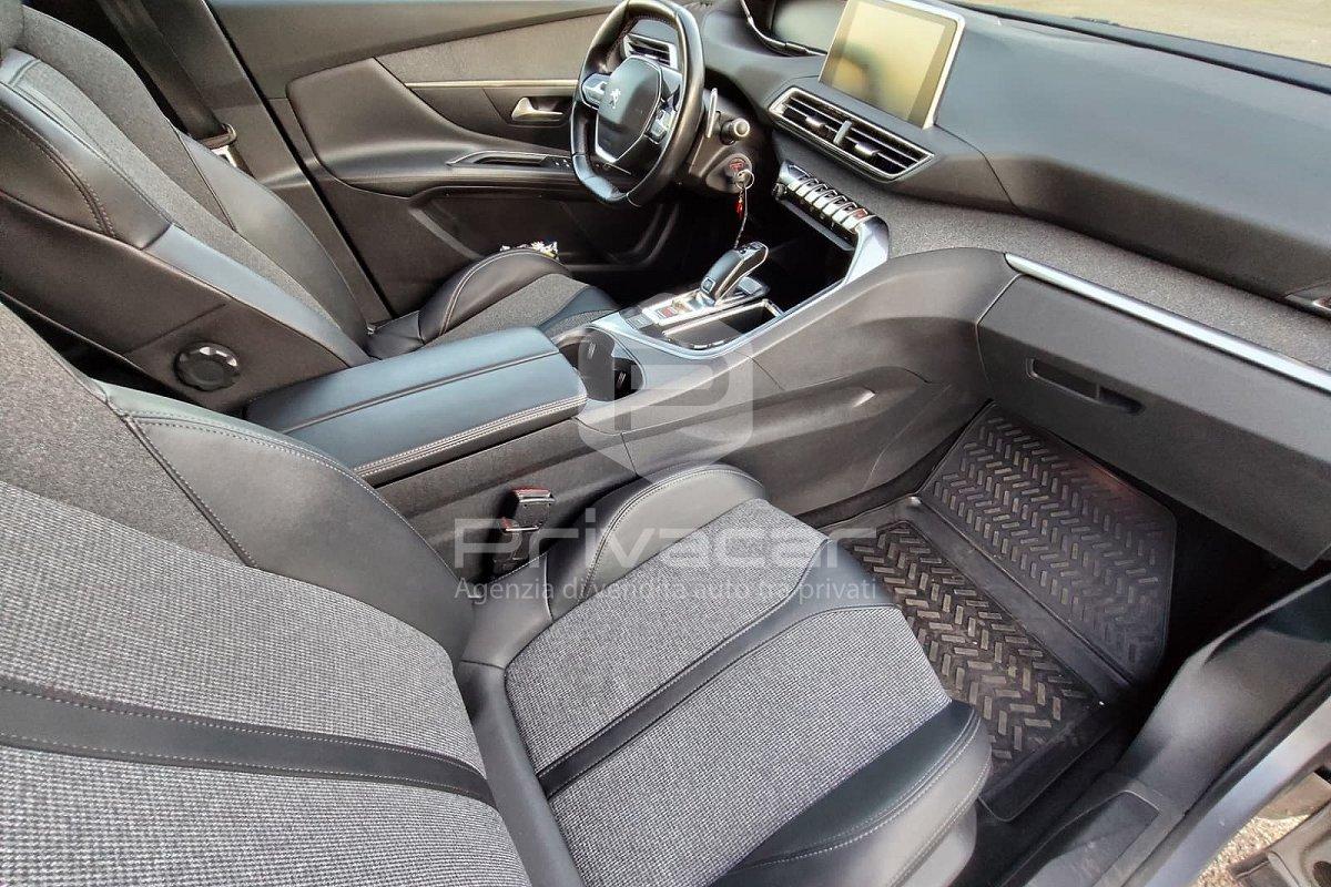 PEUGEOT 3008 BlueHDi 130 S&S EAT8 Allure