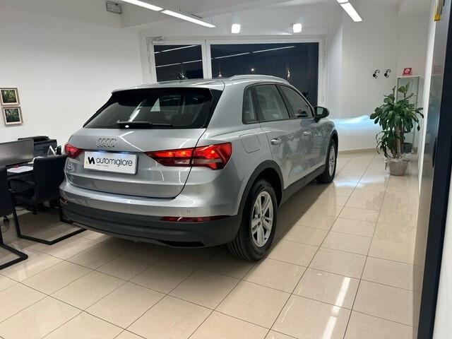 Audi Q3 35 TDI quattro S tronic Business