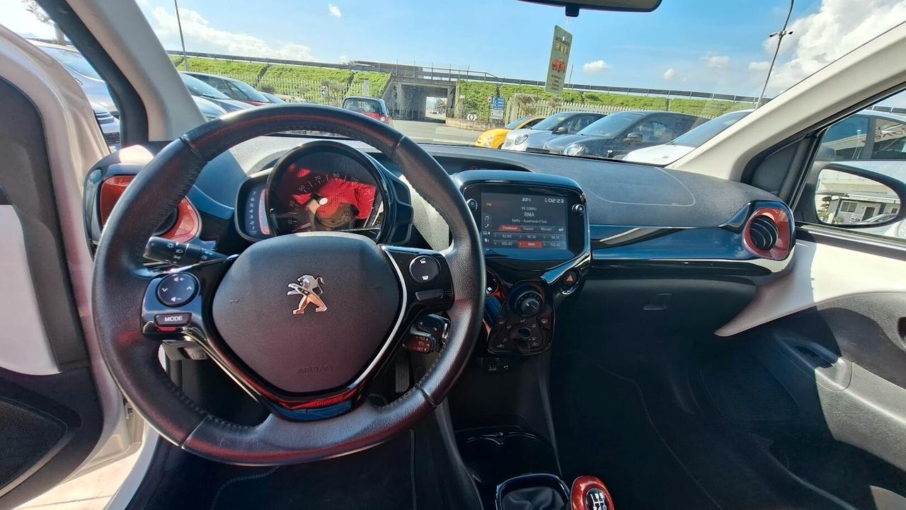 Peugeot 108 5 porte con telecamera post.