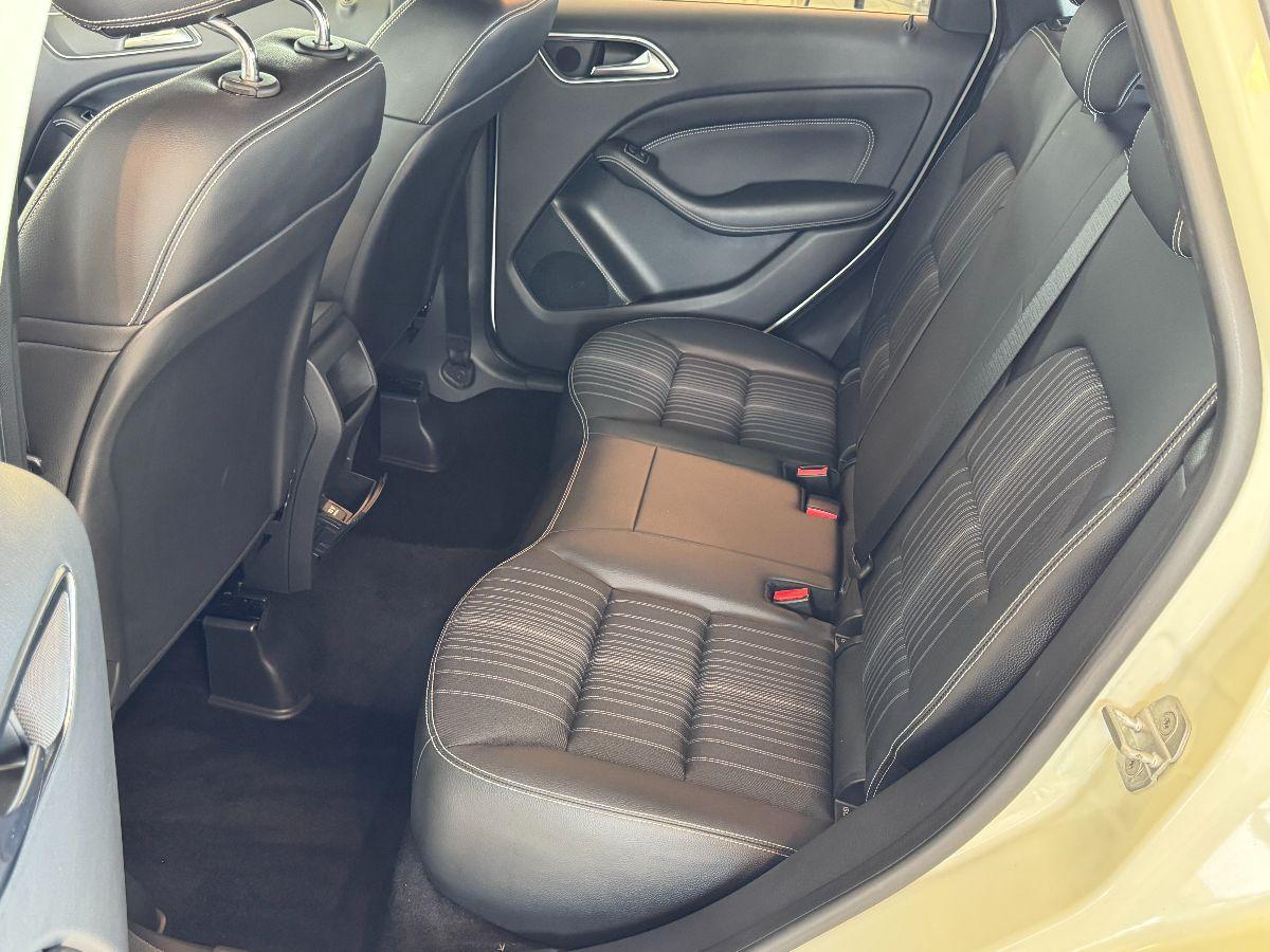 MERCEDES Classe B 200 CDI Premium