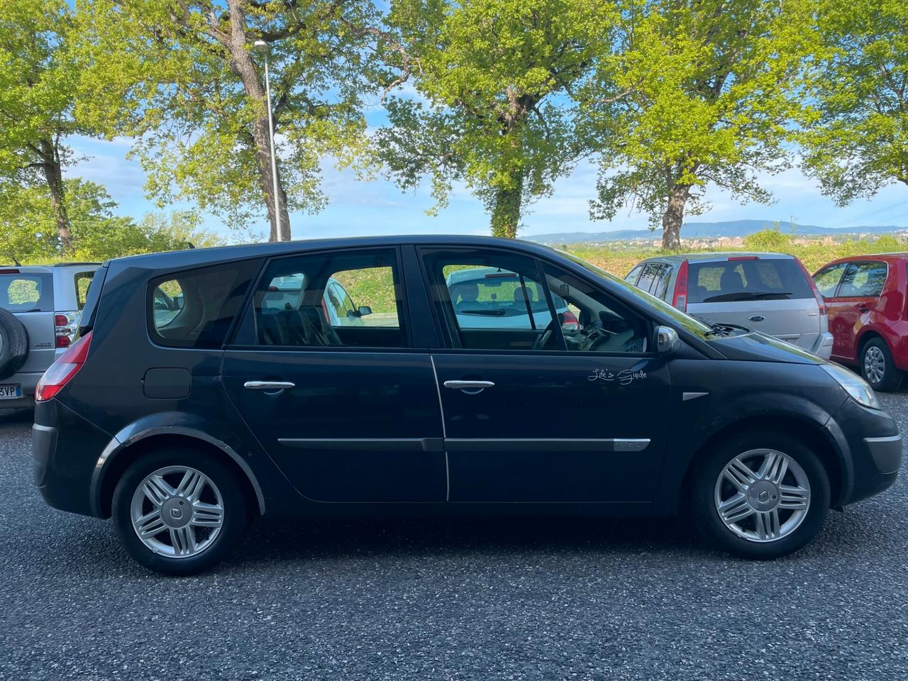 Renault Scenic Scénic 1.9 dCi Luxe Dynamique