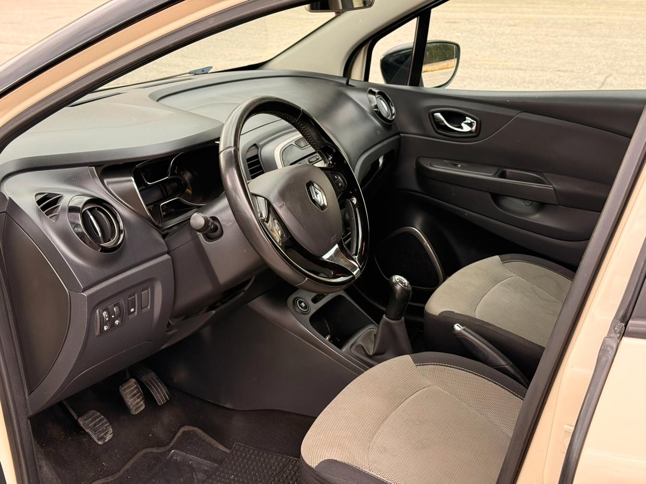 Renault Captur 1.5 dCi GARANZIA 12 MESI