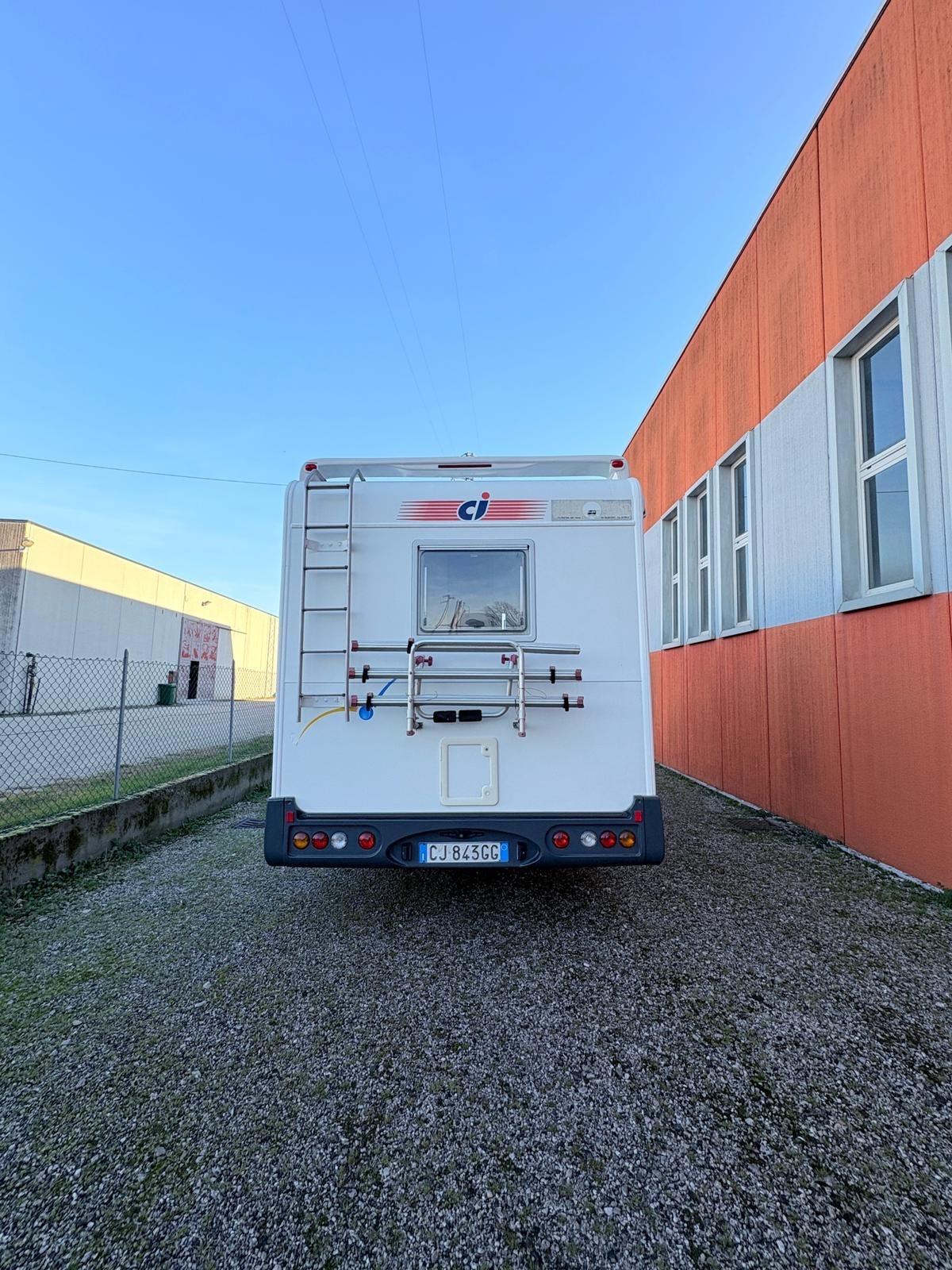 Fiat ducato 2.8 anno 2003 . C