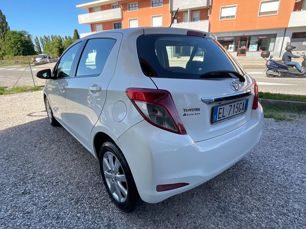 Toyota Yaris 1.4 D-4D 5 porte Lounge