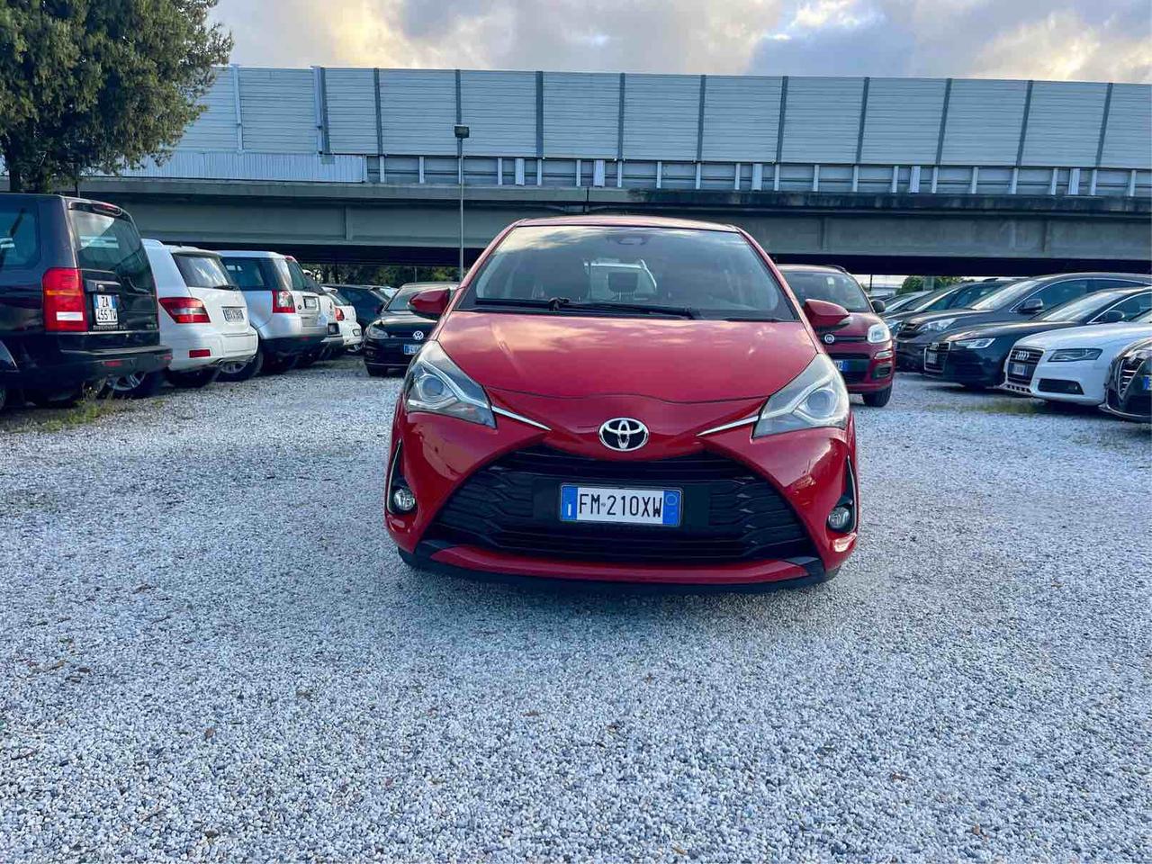 TOYOTA YARIS 1.0 BENZINA - COOL