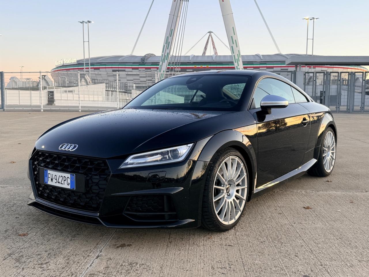 Audi TT 2.0TFSI S-TRONIC “ UNICO PROP. - POCHI KM”