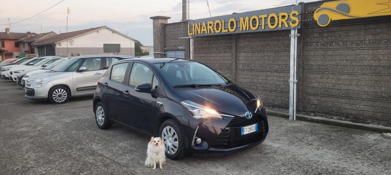 Toyota Yaris 1.5 Hybrid 5 porte Cool