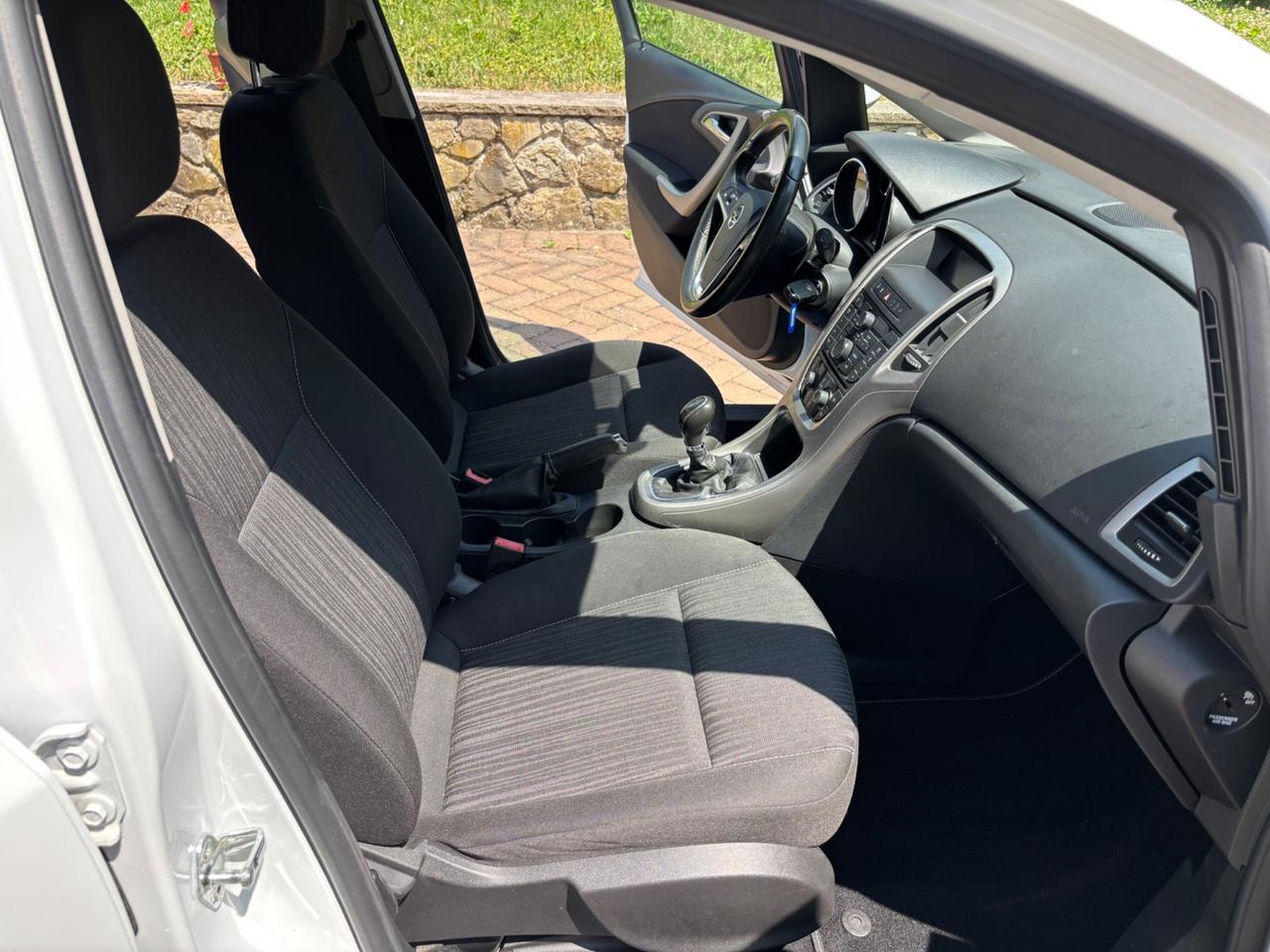 Opel Astra 1.4 Turbo 140CV 5 porte Cosmo
