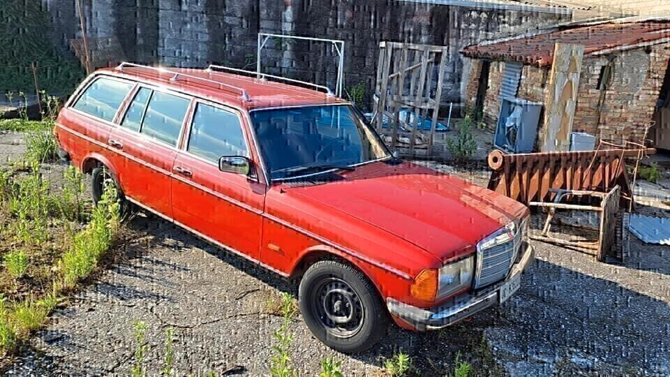 Mercedes-benz 240 TD 5 marce e clima da lieve restauro