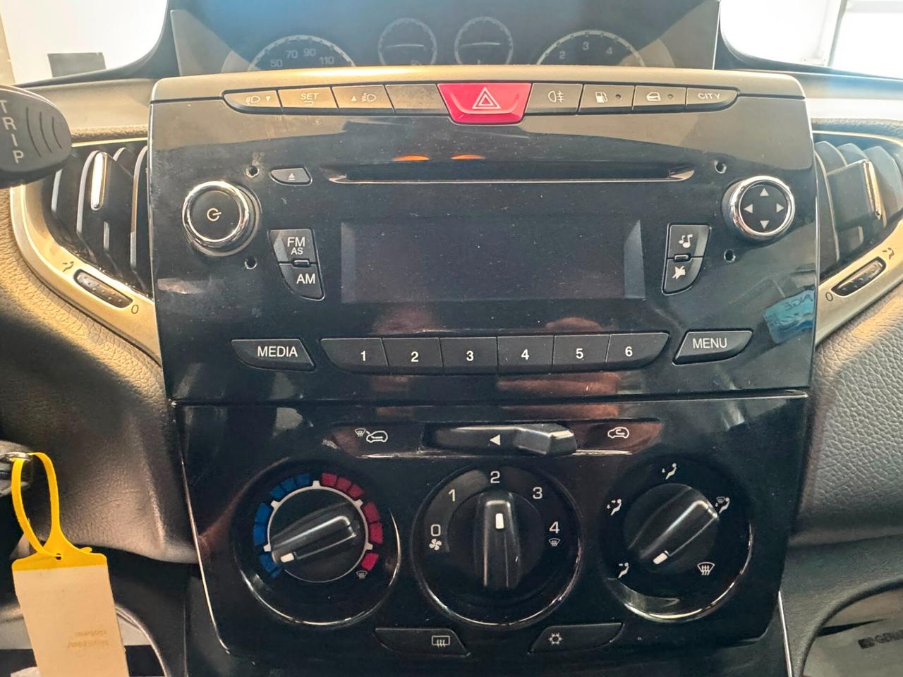Lancia Ypsilon 1.2 69 CV BENZINA GPL Ecochic