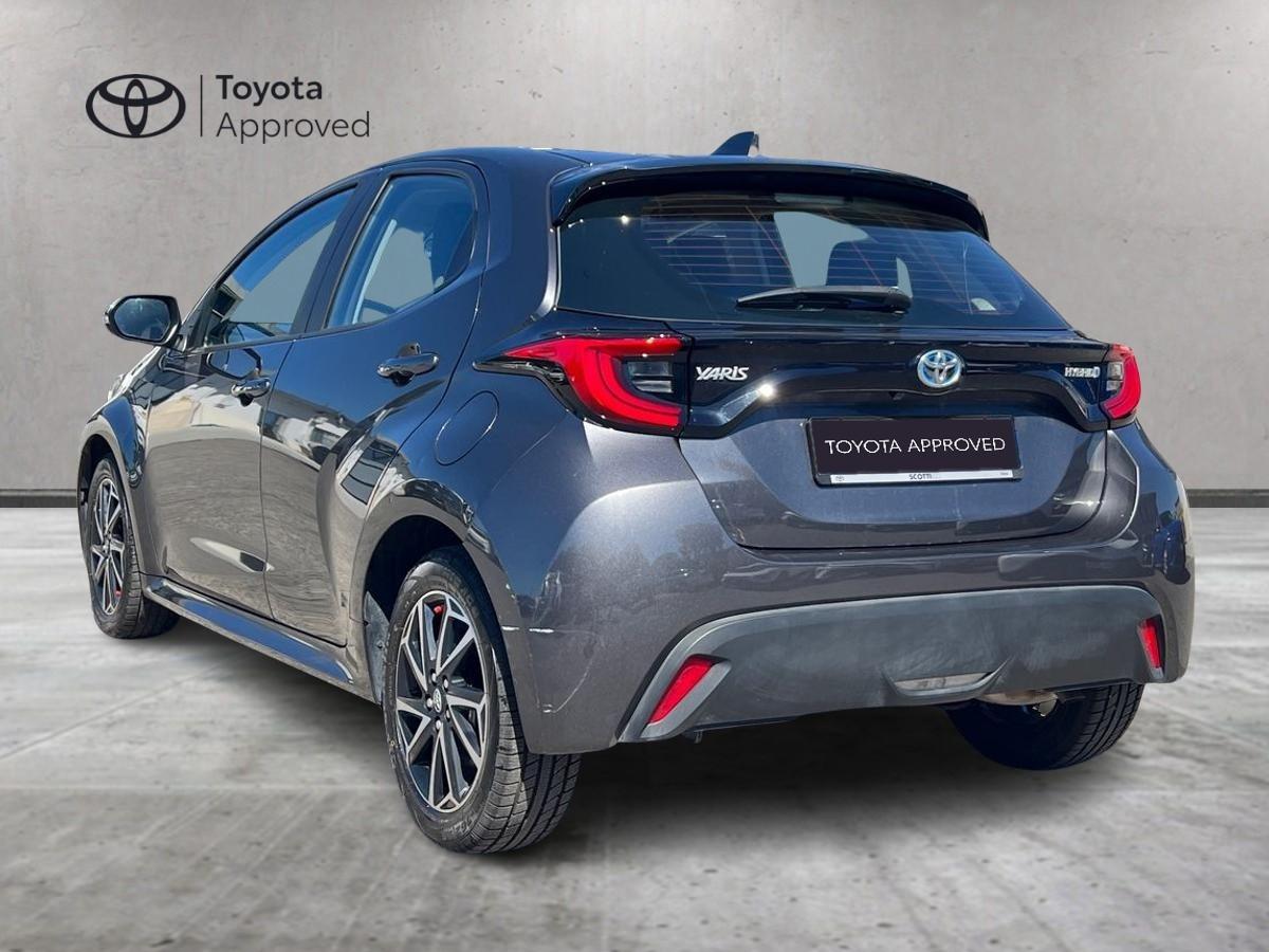 TOYOTA Yaris 4ª serie - Yaris 1.5 Hybrid 5 porte Trend