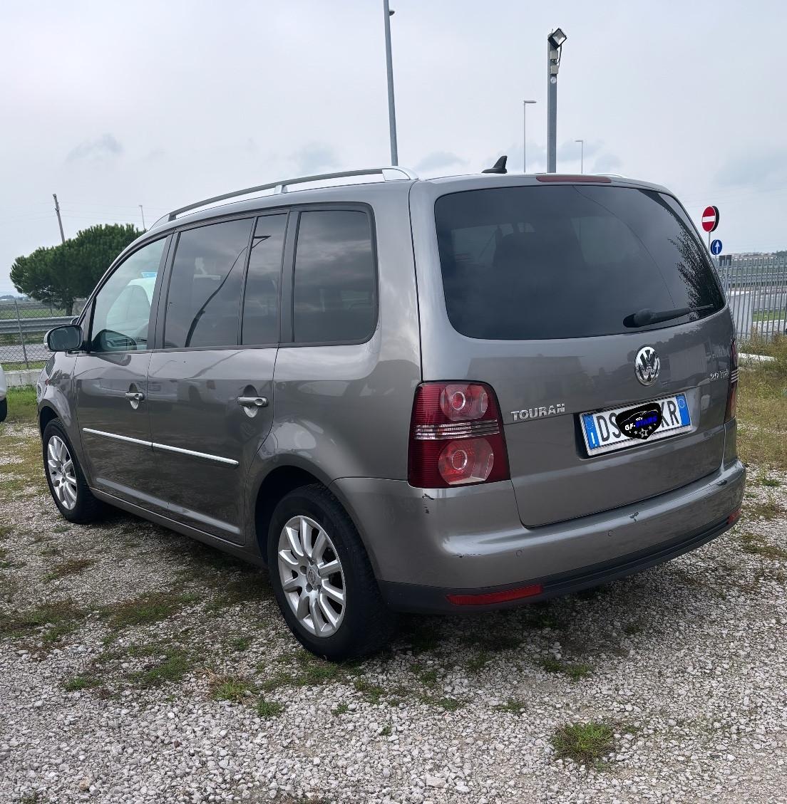 Volkswagen Touran 2.0 TDI DPF Highline