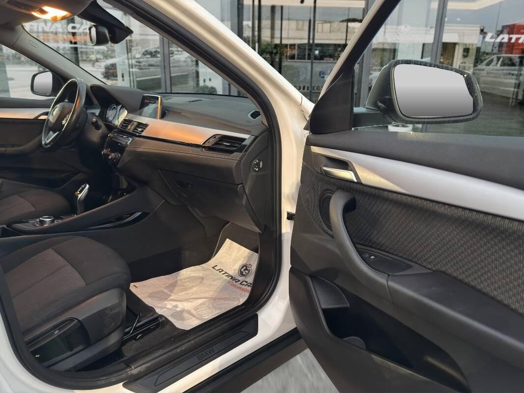 BMW X2 Sdrive16d Business X auto