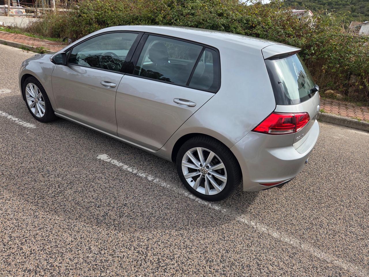 Volkswagen Golf 1.6 TDI 5p. Highline BlueMotion Technology 2013
