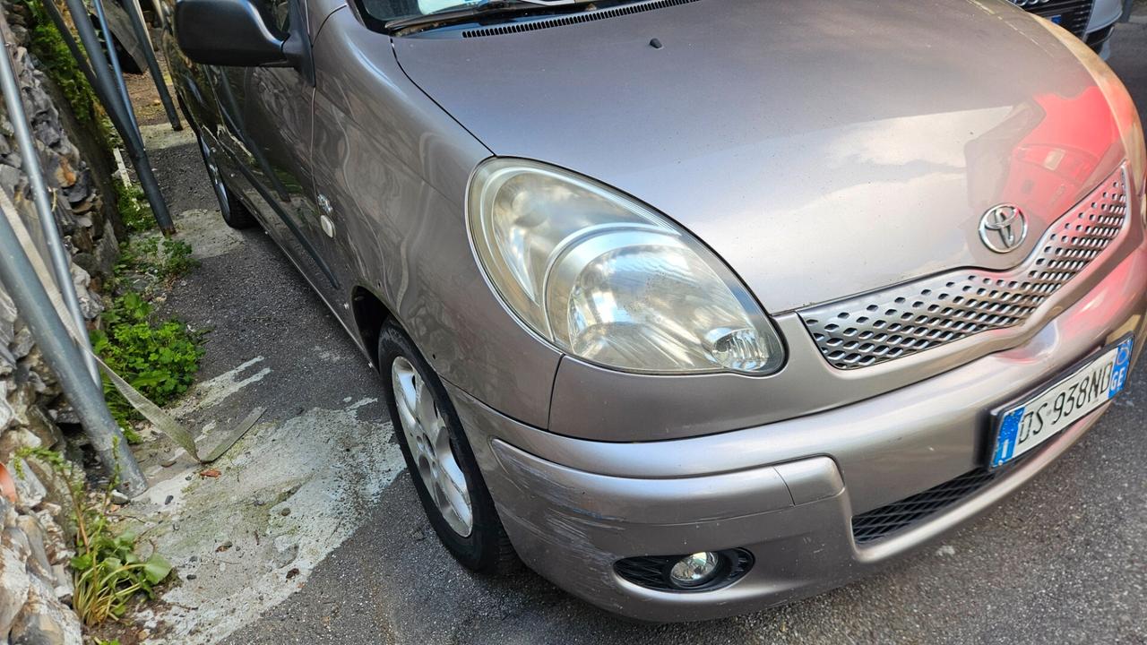 Toyota Yaris Verso 1.4 Tdi D-4D cat Sol '03