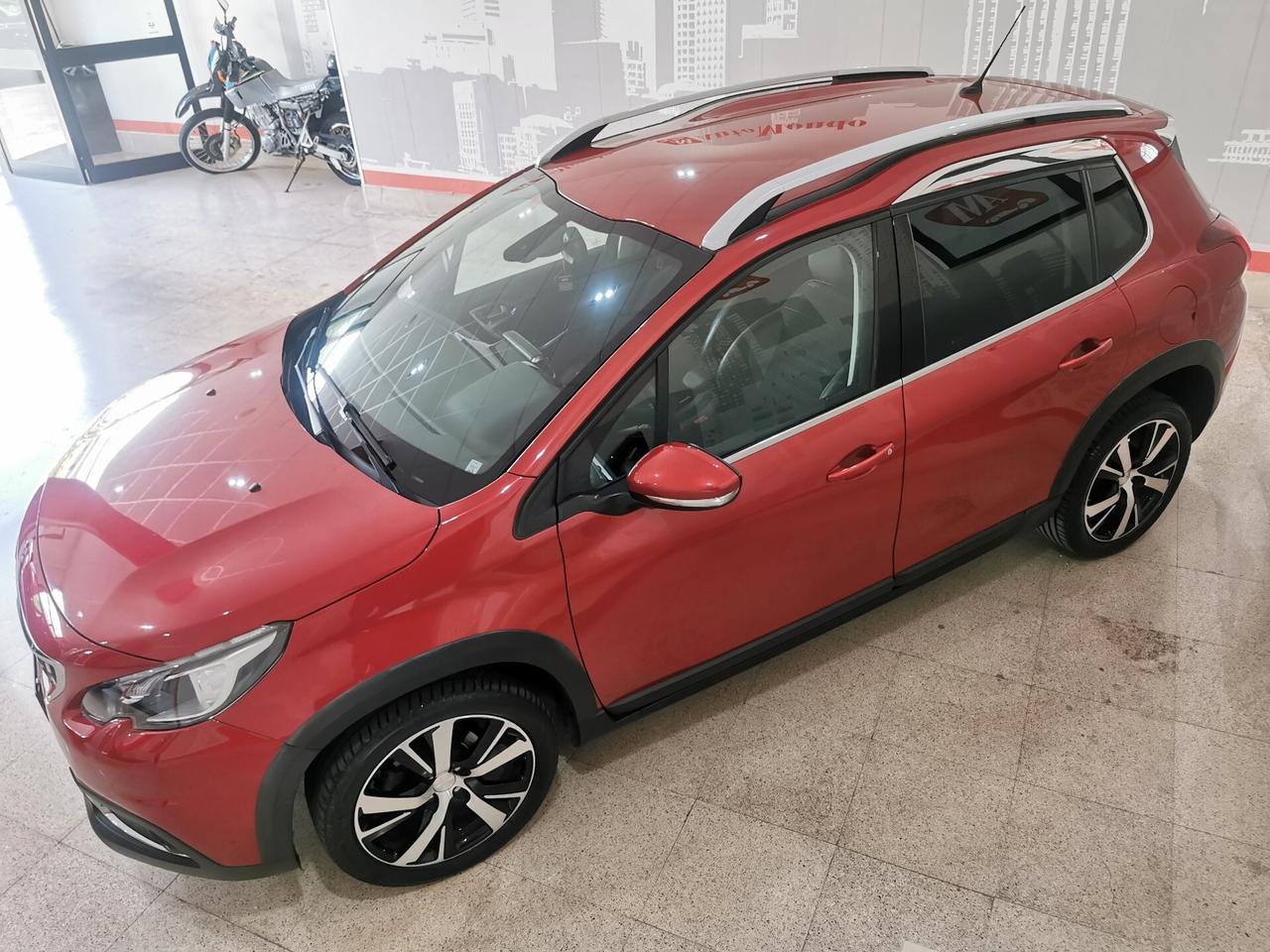 Peugeot 2008 BlueHDi 100 S&S Allure