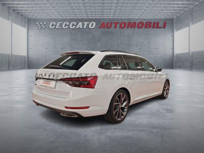 Skoda Superb Superb Wagon 2.0 tdi evo Sportline 200cv dsg