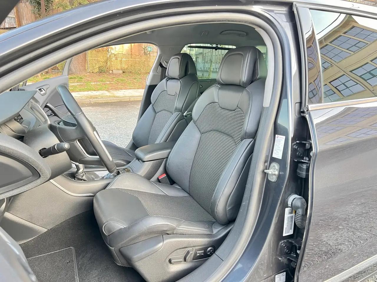 Citroen C5 BlueHDi 180 EAT6 S&S Hydractive Executive Tourer XTR