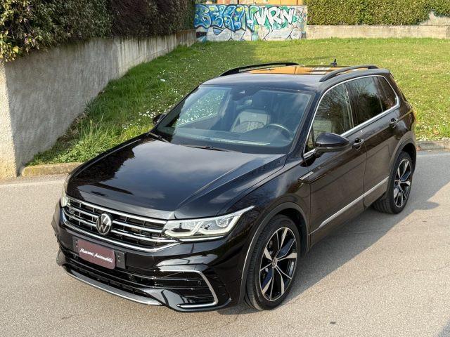 VOLKSWAGEN Tiguan 2.0 TDI 150 CV SCR DSG R-Line UNICO PROPRIETARIO