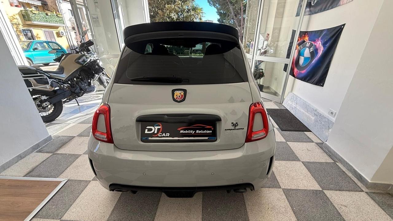 Abarth 500 1.4 Turbo T-Jet 140 CV