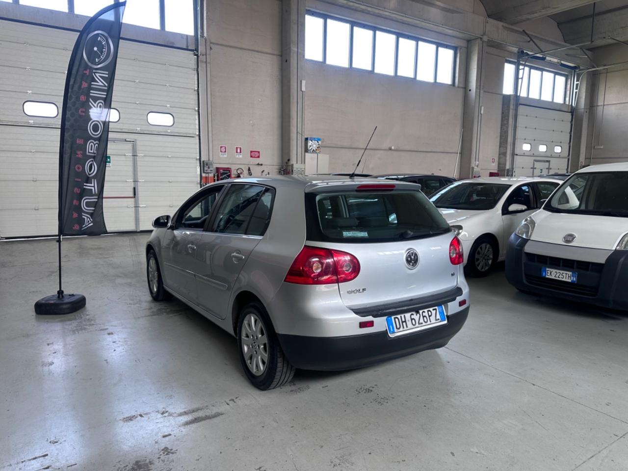 Volkswagen Golf 1.6 5p. Comfortline