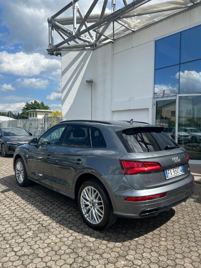 AUDI Q5 40 TDI quattro S tronic S line plus