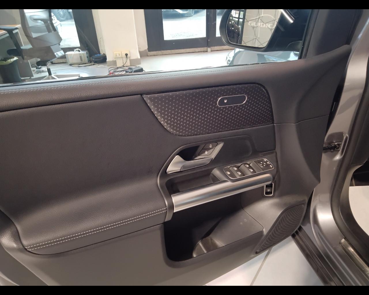 Mercedes-Benz Classe B - W247 2023 - B 180 d Progressive Advanced auto