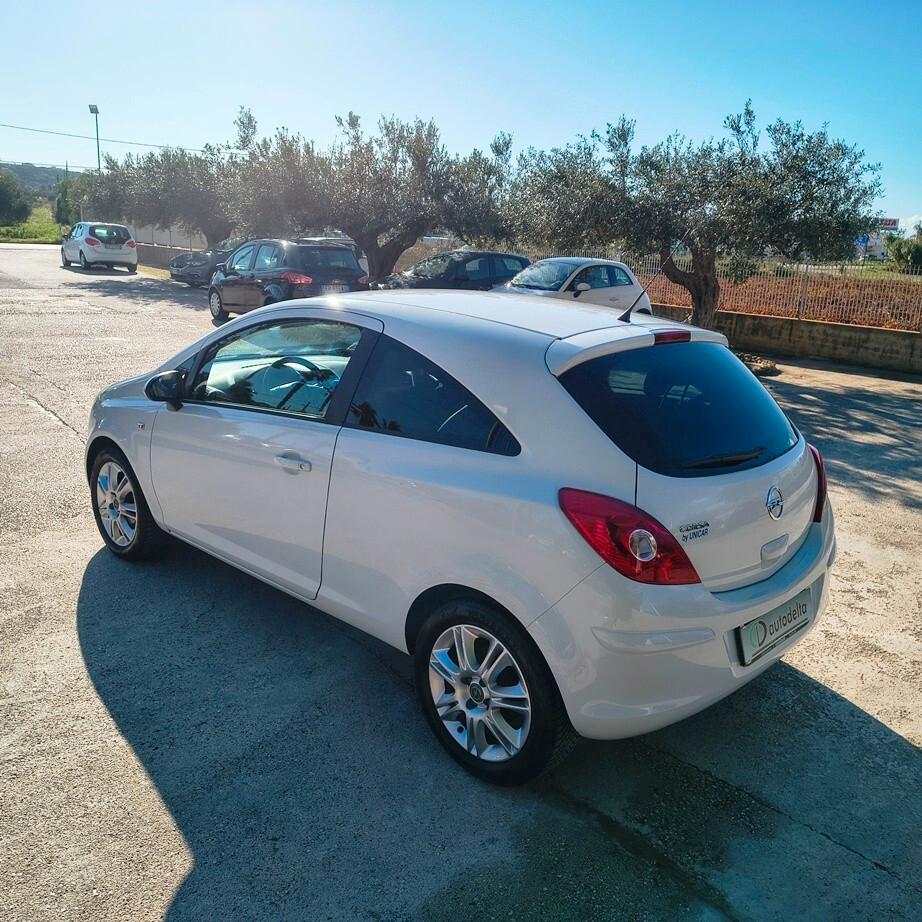 Opel Corsa 1.2 3 porte Elective