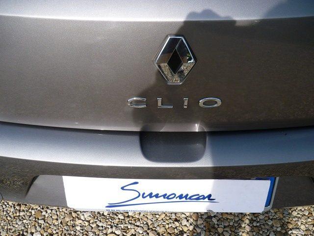 RENAULT Clio 1.2 16V 5 porte Dynamique