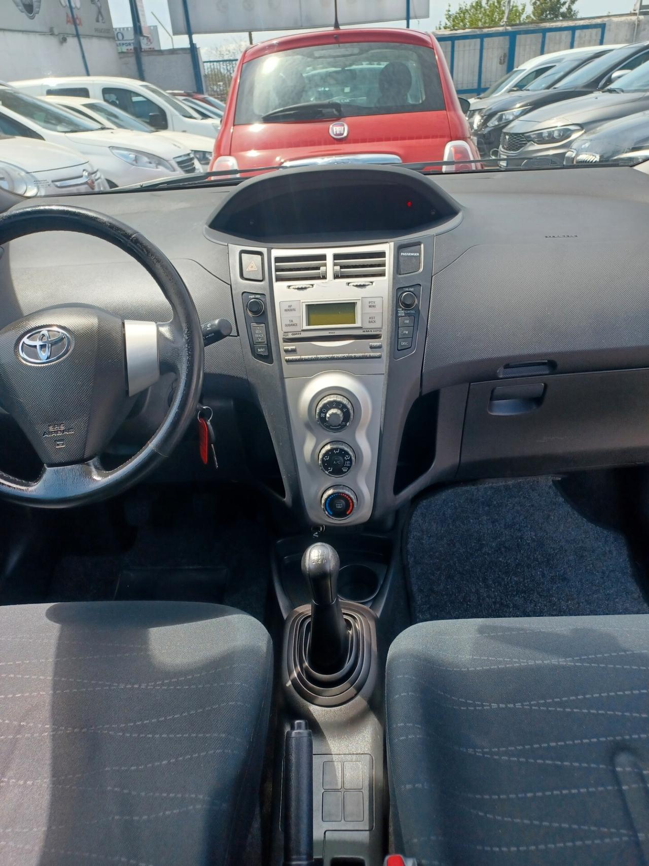 Toyota Yaris 1.0 BENZINA SOLO 100000 KM