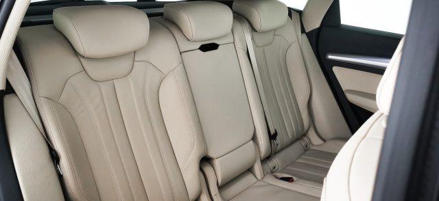 AUDI Q5 50 TFSI e quattro S tronic Business