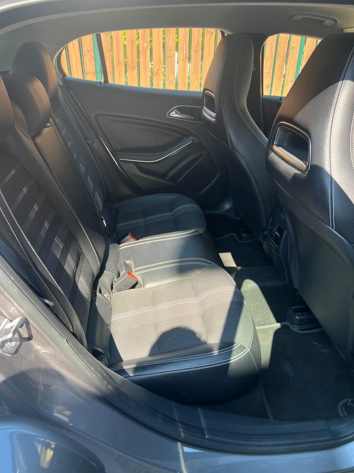 Mercedes-benz GLA 200 d Automatic 4Matic Premium