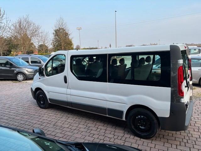 Opel Vivaro 29 2.0 CDTI PL-TA Furgone Vetrato Fap 9 posti lungo