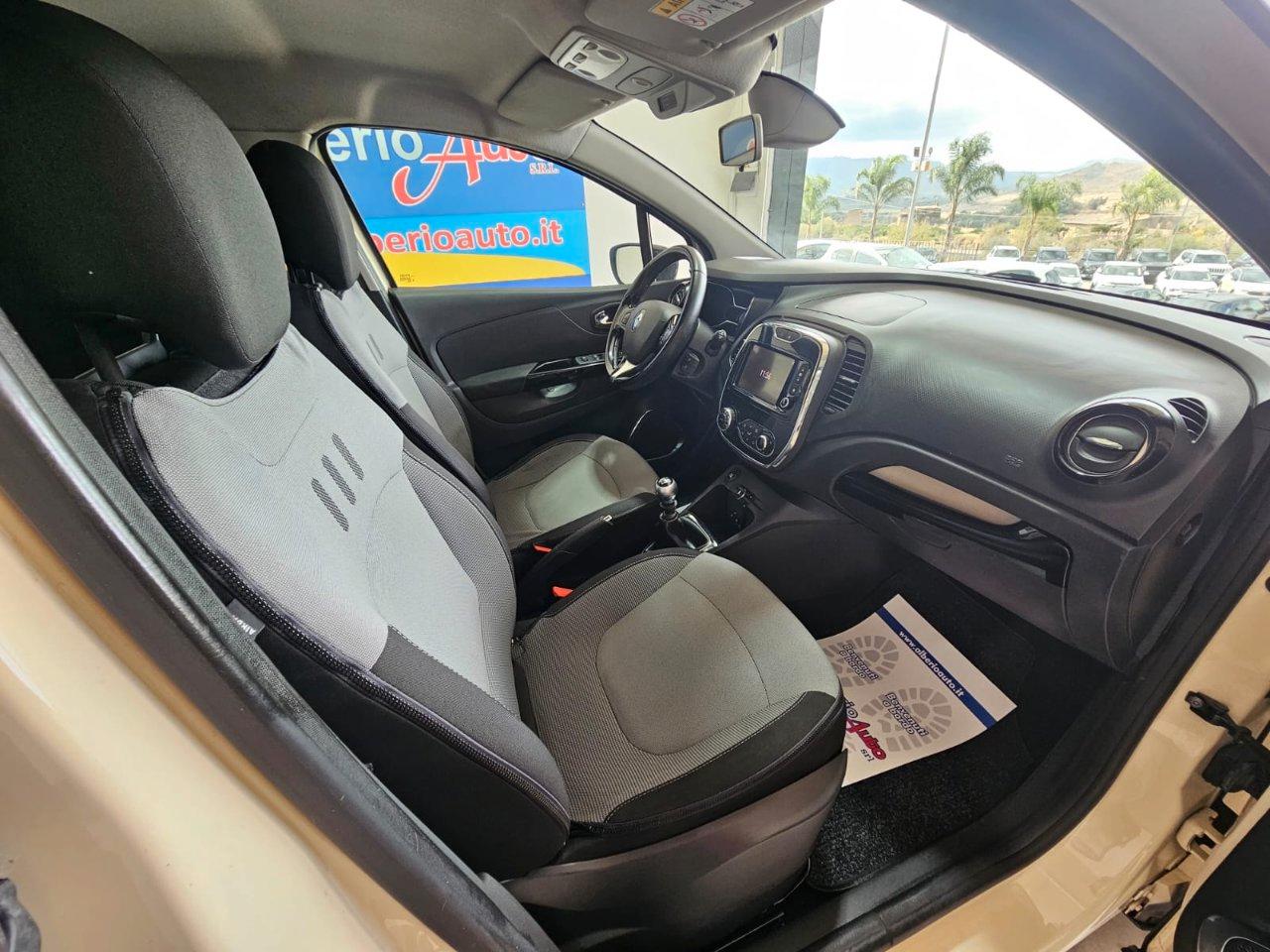 Renault Captur 1.5 dci Intens (energy r-link) 110cv