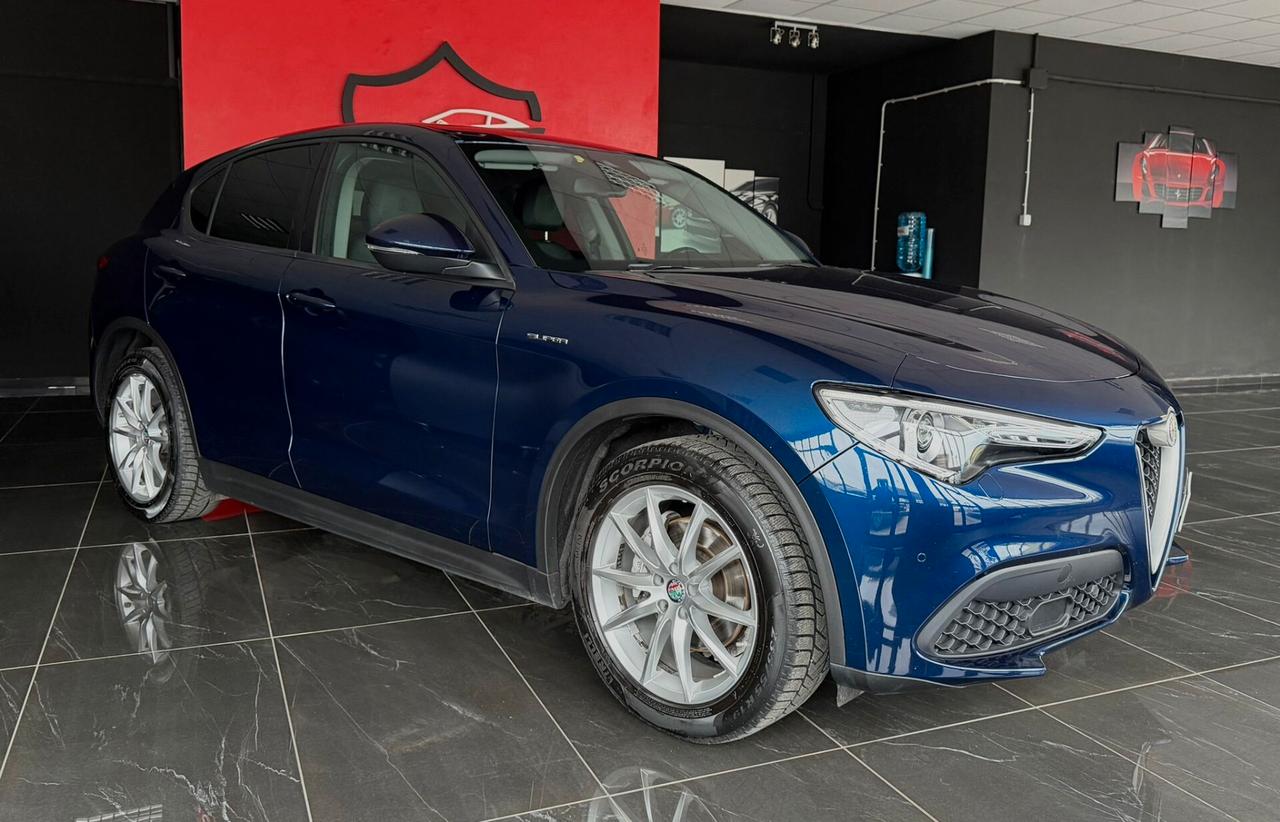 Alfa Romeo Stelvio 2.2 Turbodiesel 190 CV AT8 Q4 Super