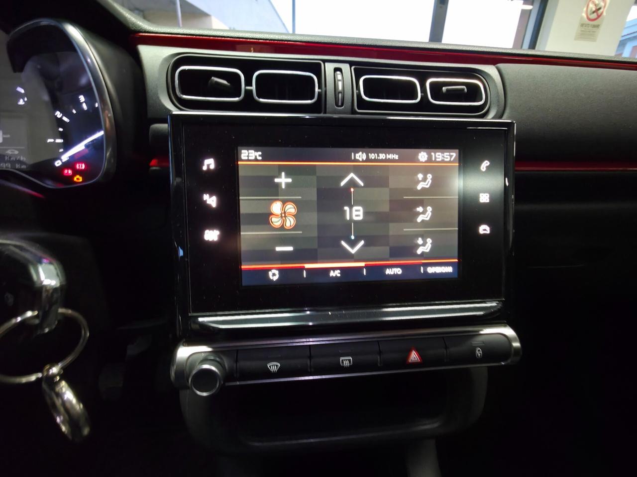 Citroen C3 BlueHDi 100 Shine 2018 FINANZ