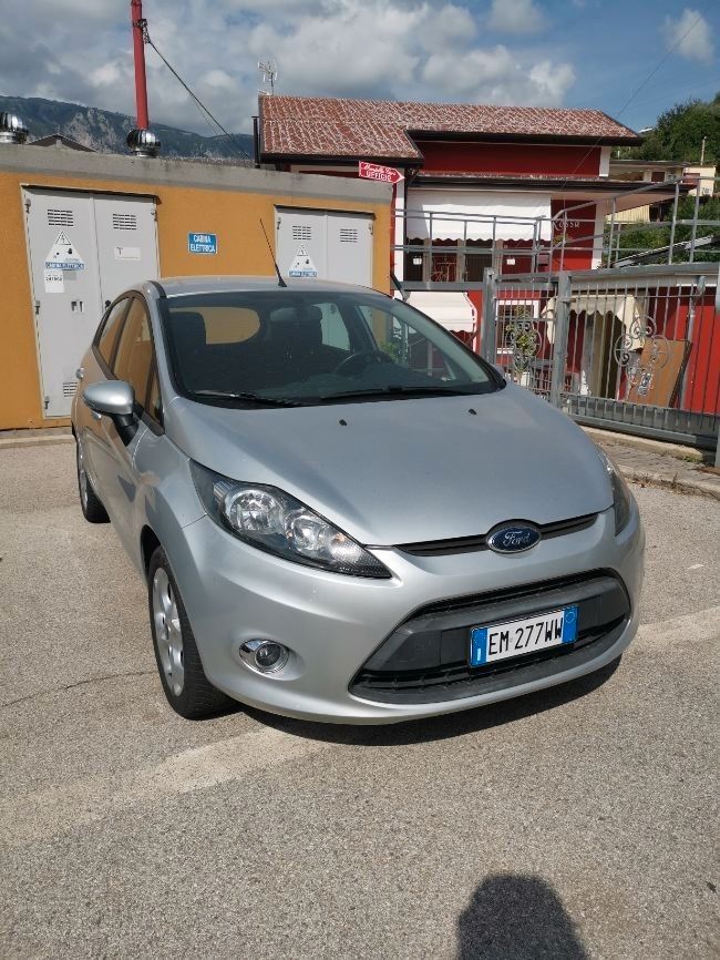 FORD FIESTA - 2012