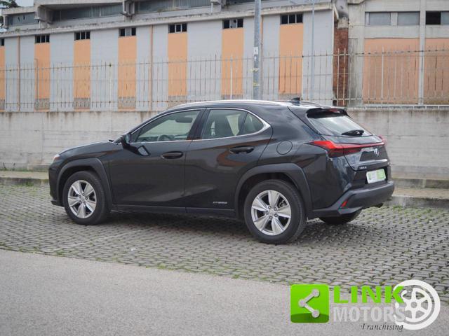 LEXUS UX 250h Hybrid Business