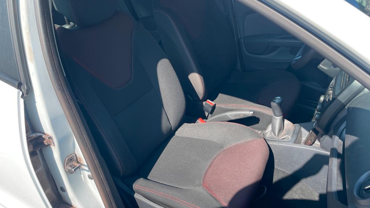 RENAULT CLIO 1.2 BENZINA 5 PORTE - 2016